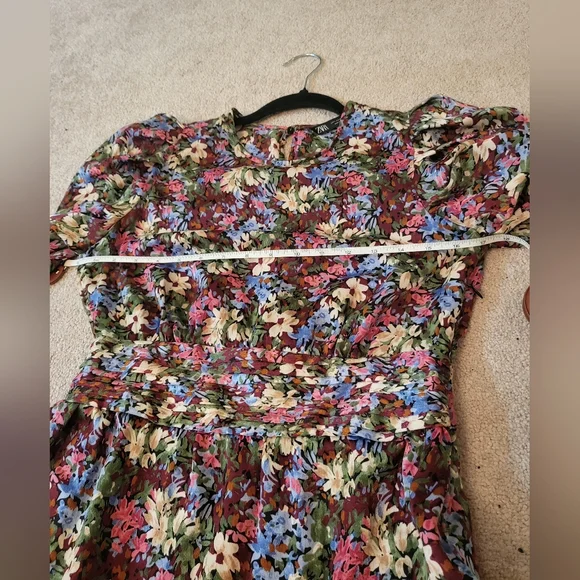 Zara Satin Floral Multicolor Dress, size S - Picture 11 of 12